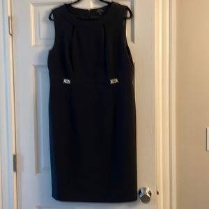 Black Sleeveless dress